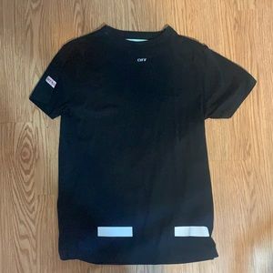 Off-White ‘seeing things’ XL tee